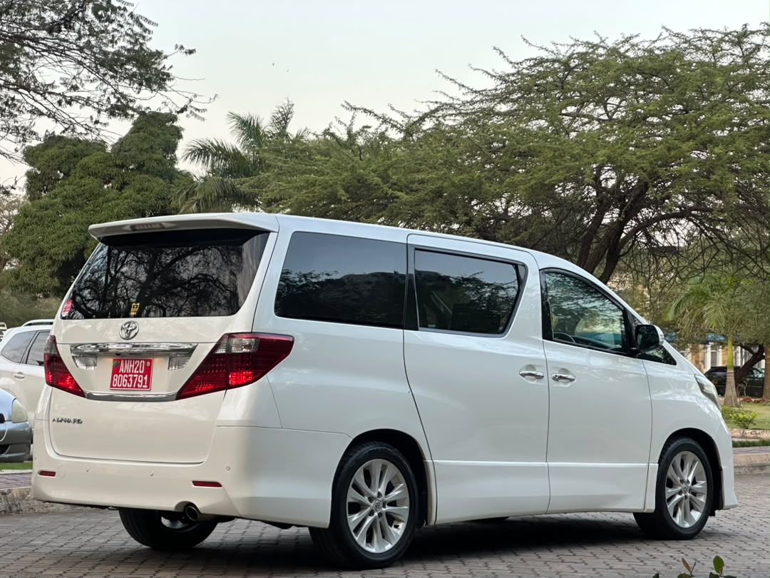 TOTOTA ALPHARD thumbnail 10